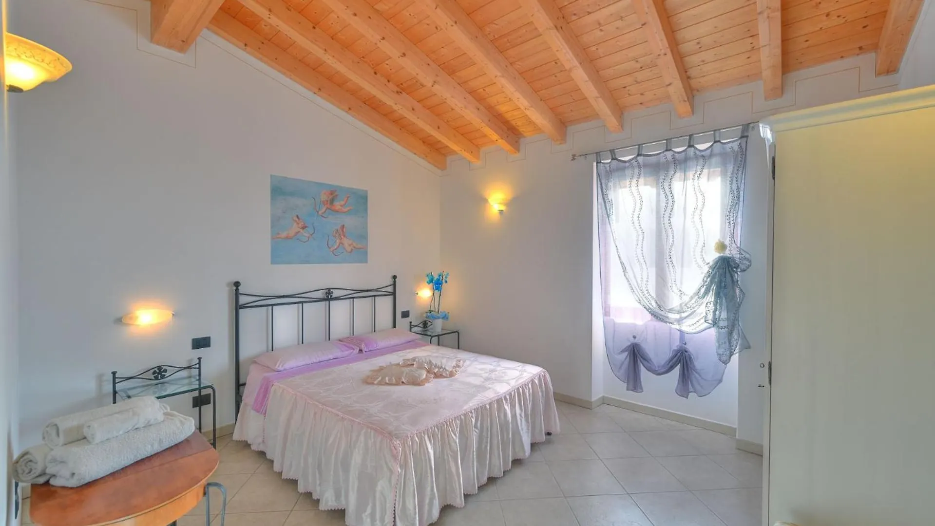 アパート Agriturismo L'Uliveto ガルニャーノ
