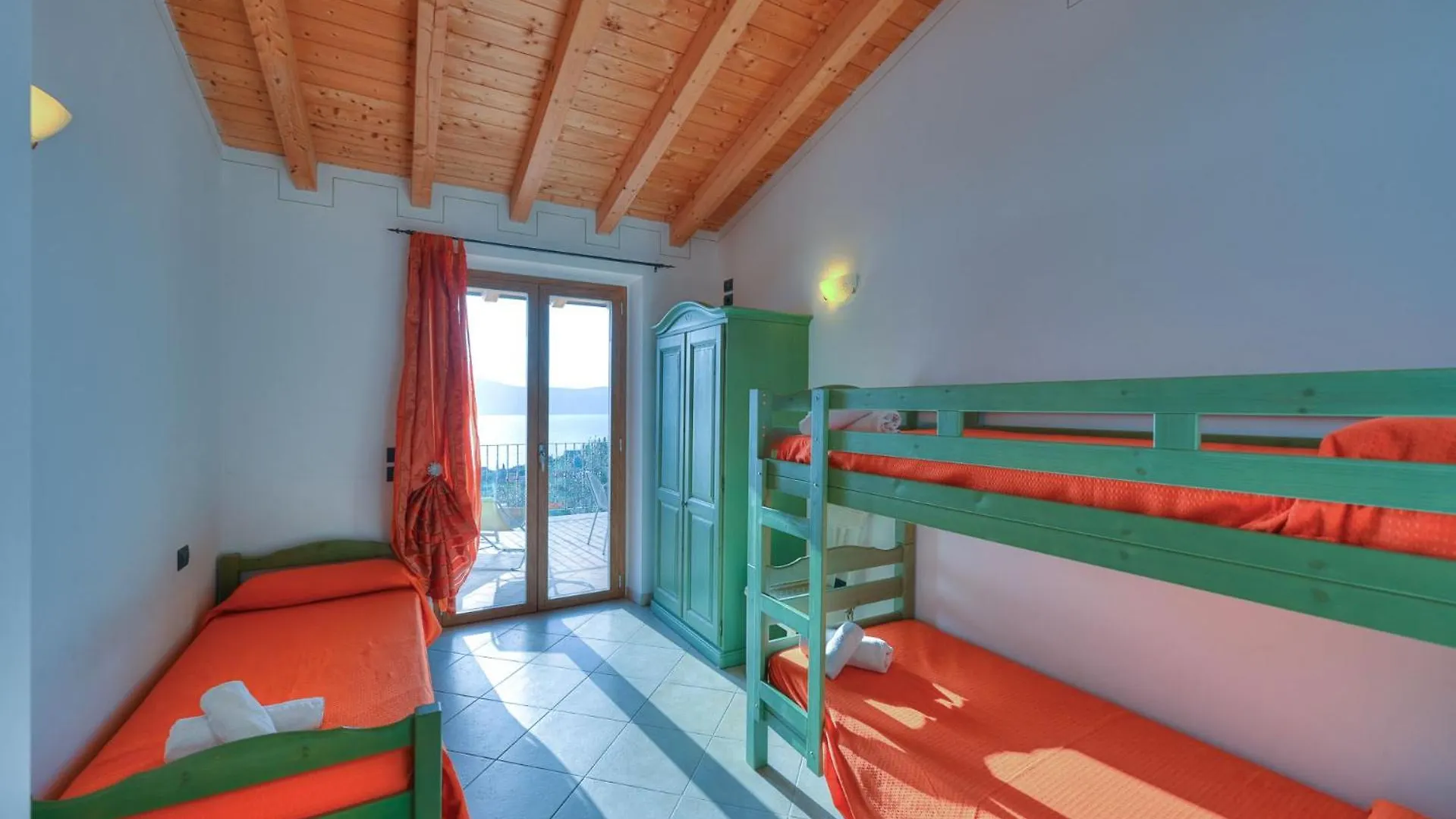 Agriturismo L'Uliveto Gargnano Apartman